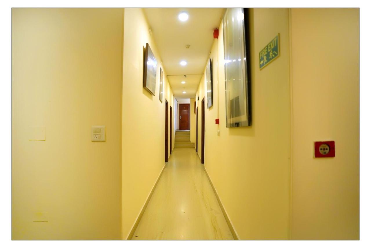 Hotel Oscar - Hauz Khas New Delhi Extérieur photo