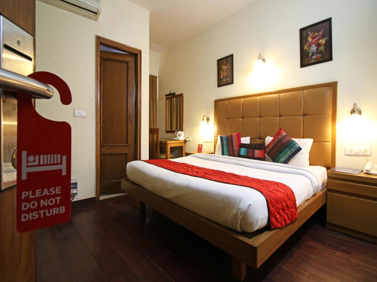 Hotel Oscar - Hauz Khas New Delhi Extérieur photo